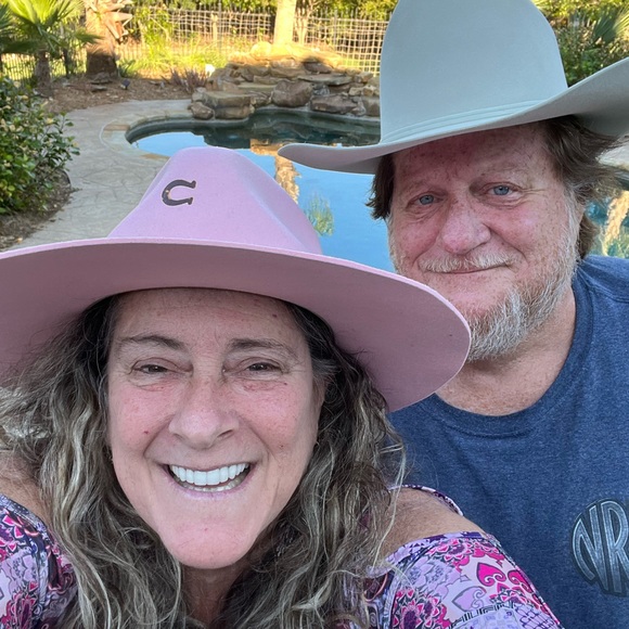 Meet the Posher - Picture 4 of 10